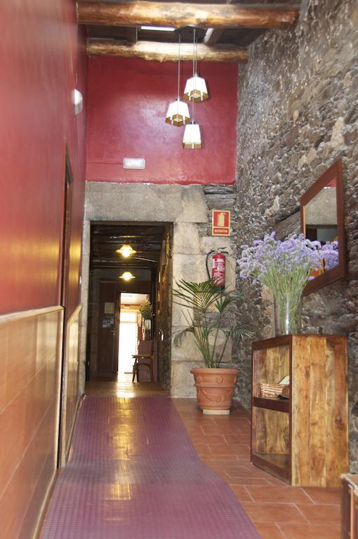 Albergue Los Blasones Sarria Exteriör bild