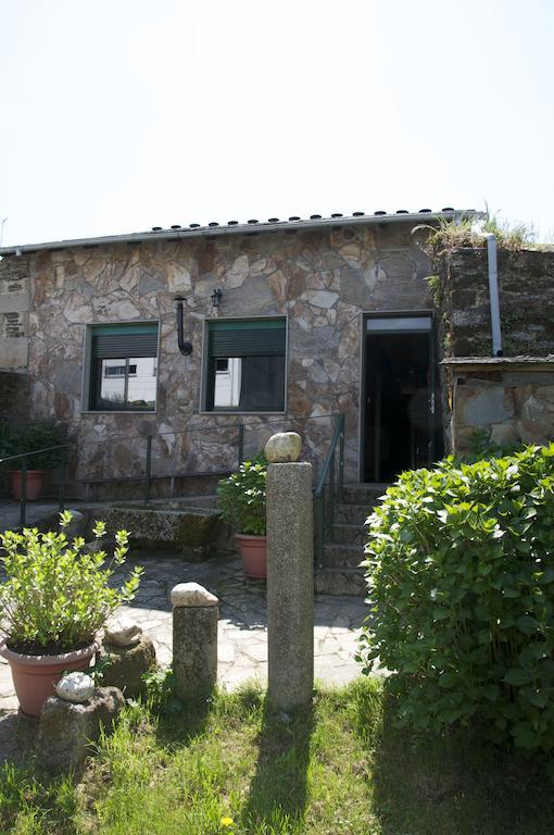Albergue Los Blasones Sarria Exteriör bild